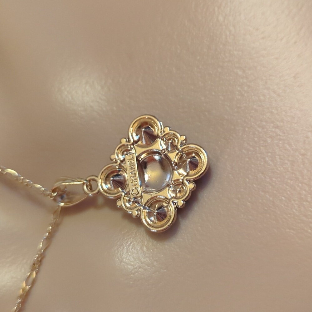 Chanel Charm Necklace - Picture 4 of 7